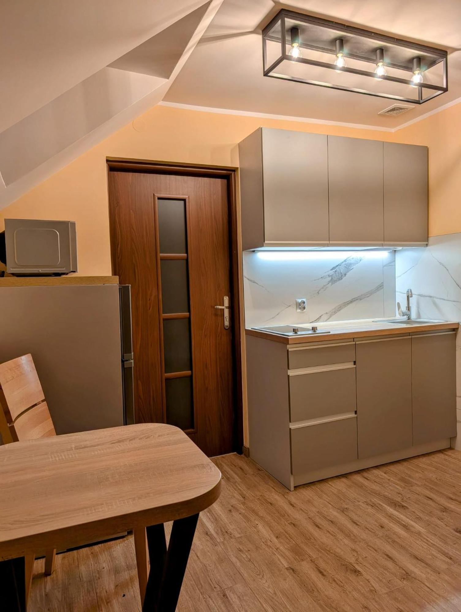 Caloroczny Drewniany Domek Superior I Apartamenty Eko-Oaza W Krynica Morska-Piaski 新卡尔奇马 外观 照片